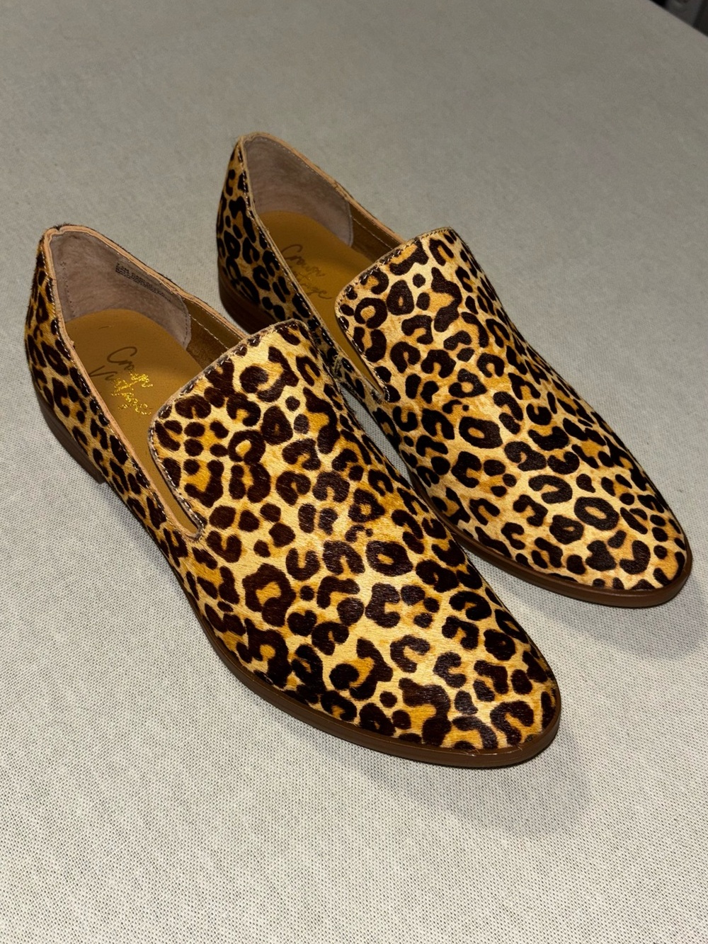 New Never Worn Crown Vintage Leopard Print Carla Loafer- 100% Cow Fur